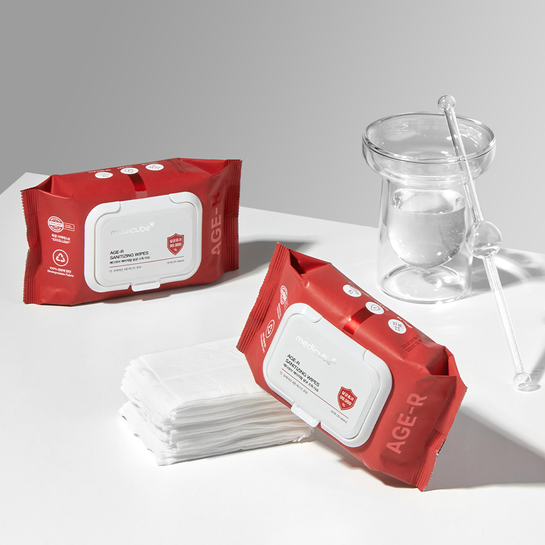 cleansing-wipes-j7 1_3_edcccbac-f889-4382-b5de-460e1895b4a1.png